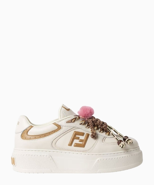 Match sneakers