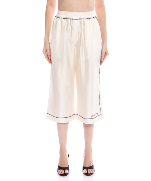 Shorts with elastic waistband