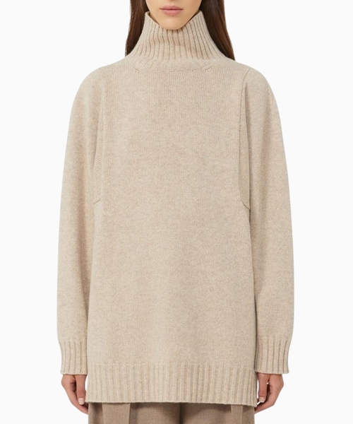 Oversized cashmere sweater