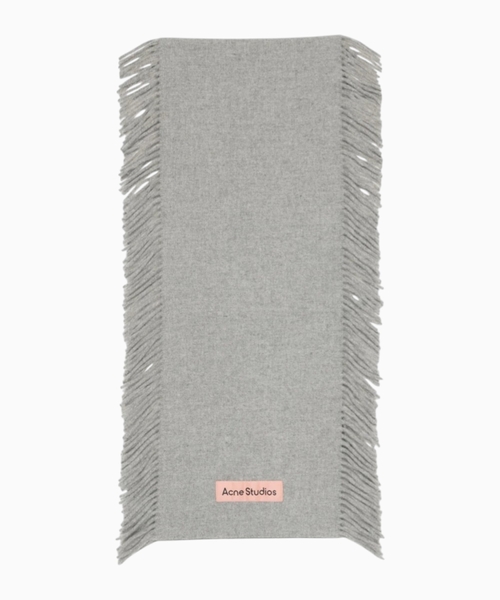 Fringe wool scarf