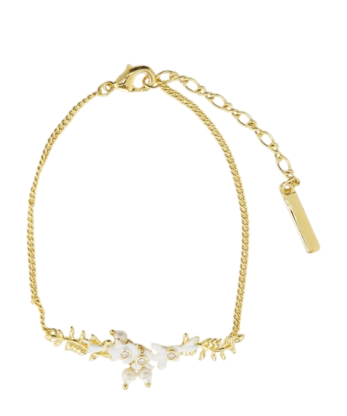 Bracelet with white rose motif