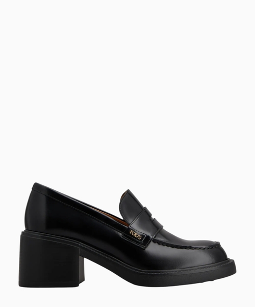 Loafers in leather