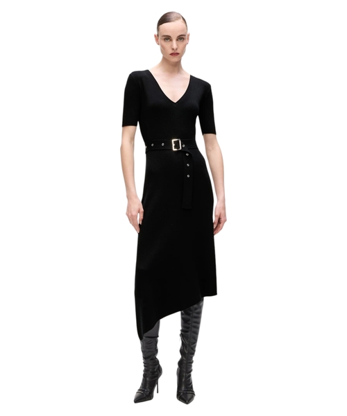 Трикотажное платье с поясом