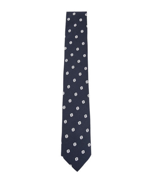 Silk tie