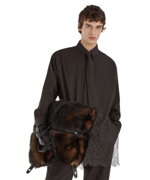 Güpür haşiyəli yun köynək