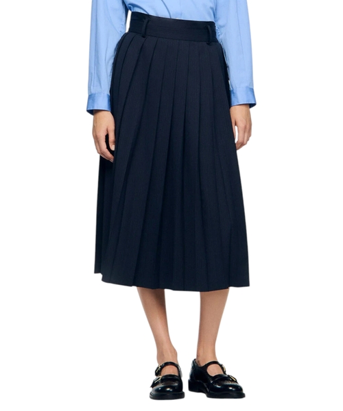 Long pleated skirt