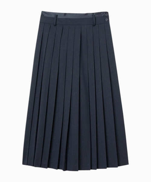 Long pleated skirt