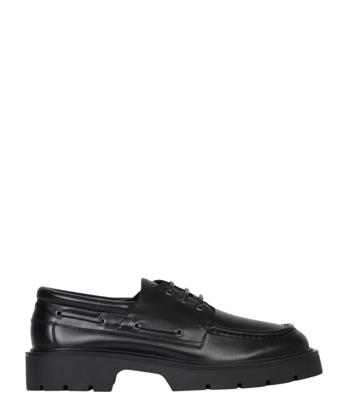 Leather boat shoes