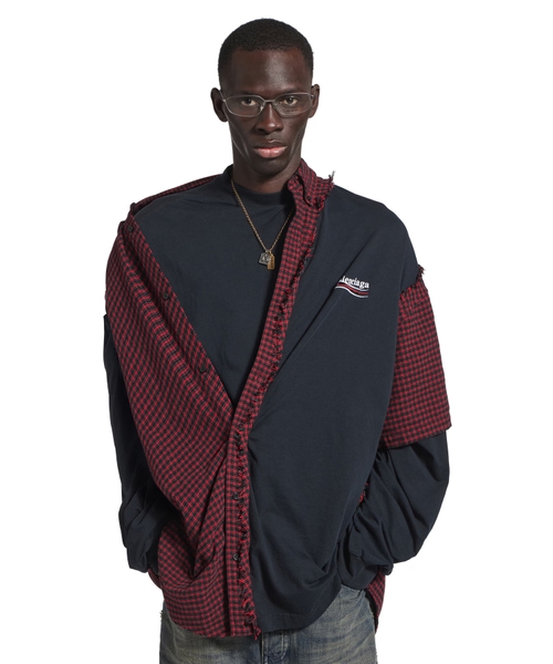 Мужская рубашка с нашивками