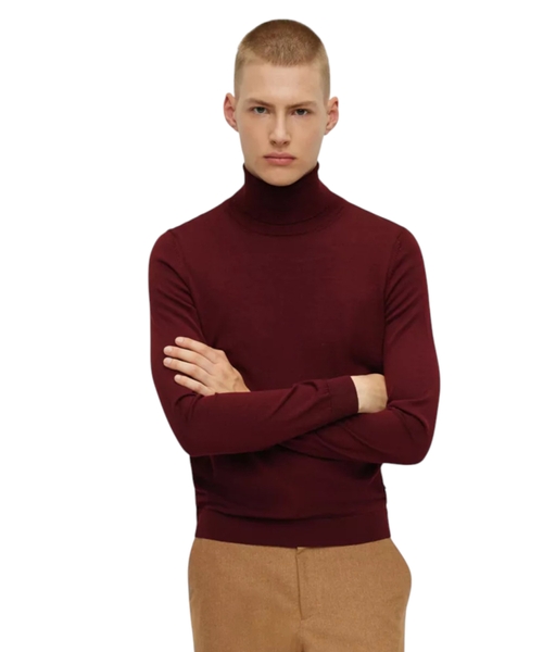Rollneck sweater in wool