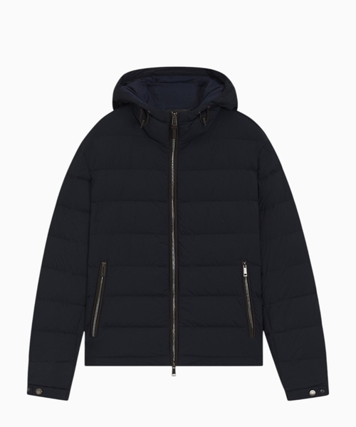 Water-repellent jacket with down filling
