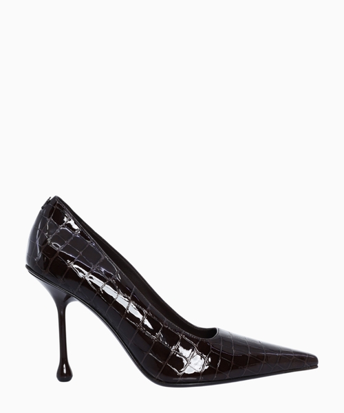 Ixia pumps