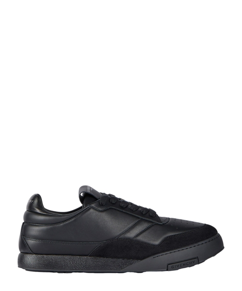 Yard sneakers