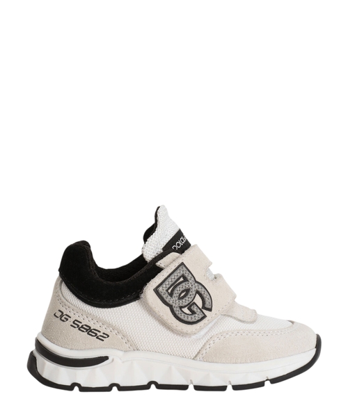 Sneakers with logo detail