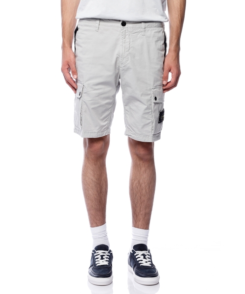 Bermuda shorts with badge